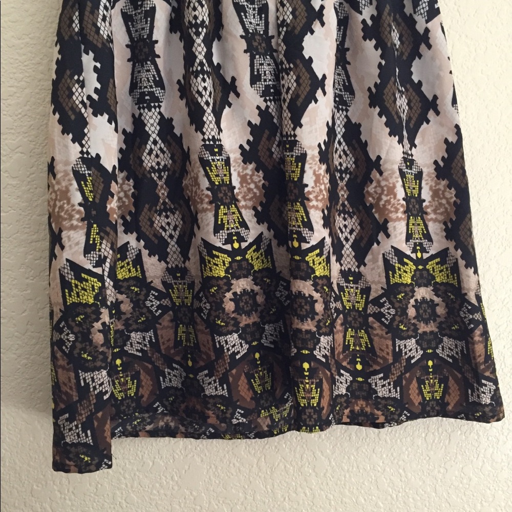 Dress - Picture 3 of 4